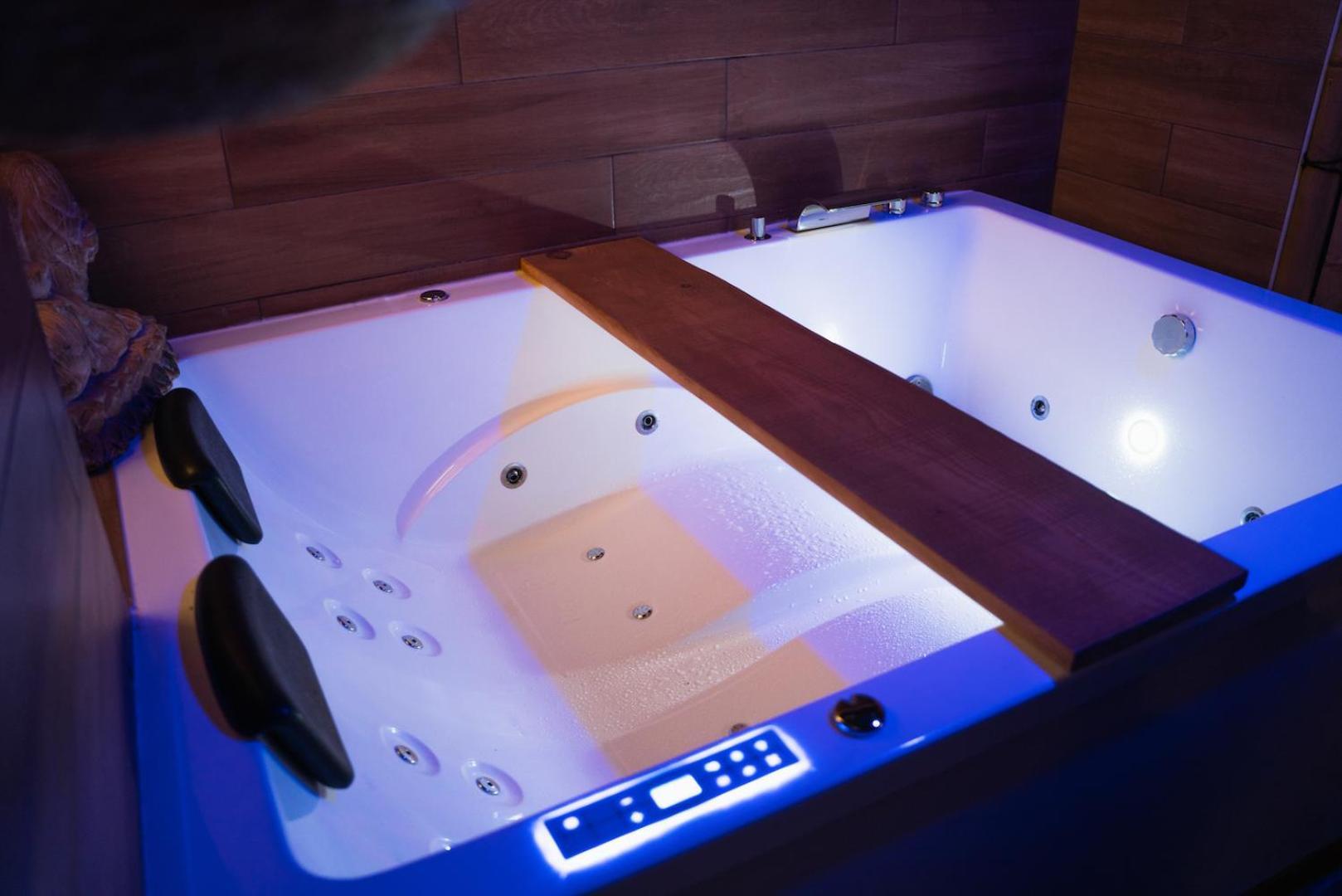 Le Balneo Jacuzzi Vieil Antibes Safranier Daire Dış mekan fotoğraf