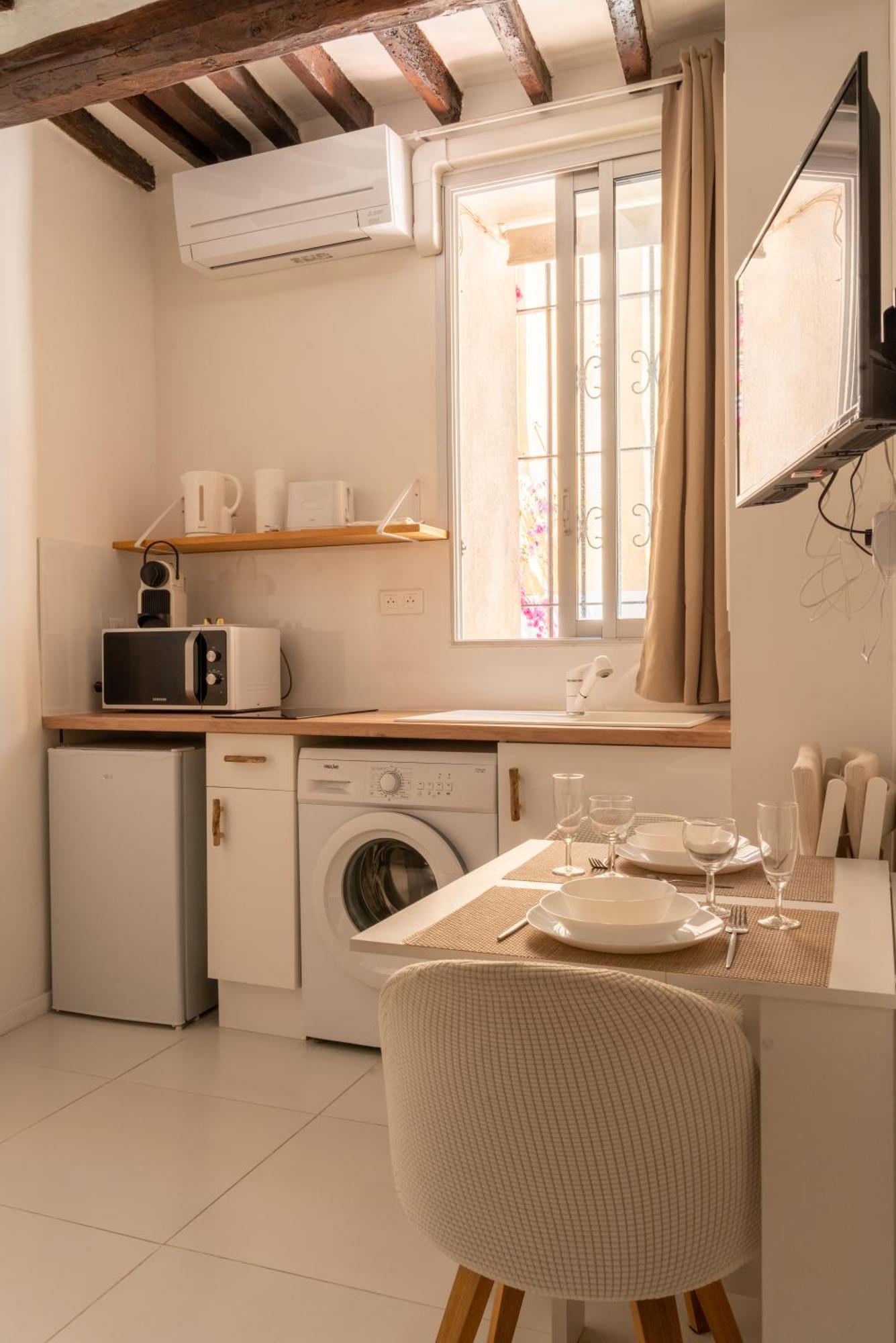 Le Balneo Jacuzzi Vieil Antibes Safranier Daire Dış mekan fotoğraf