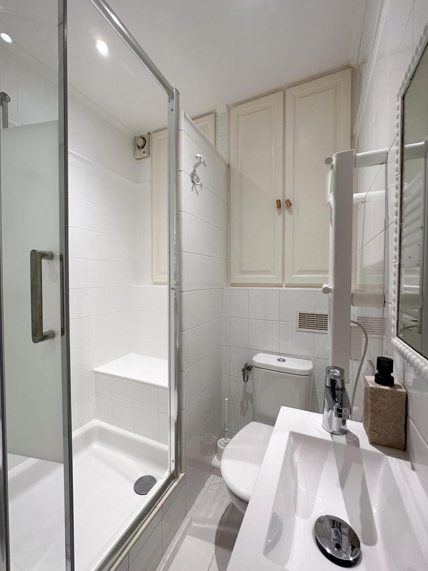 Le Balneo Jacuzzi Vieil Antibes Safranier Daire Dış mekan fotoğraf